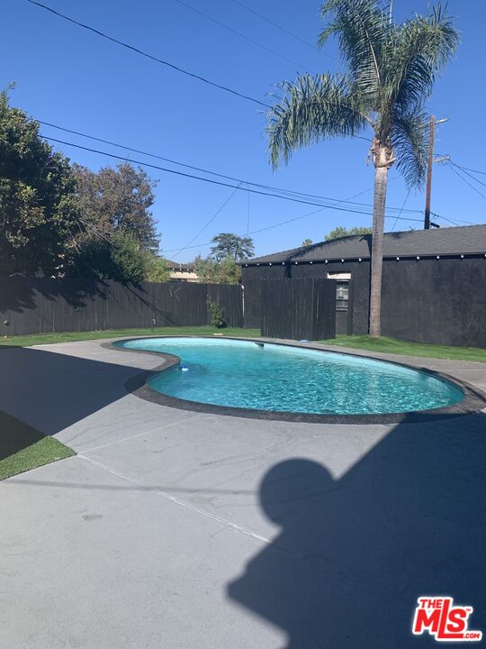 12637 Martha St