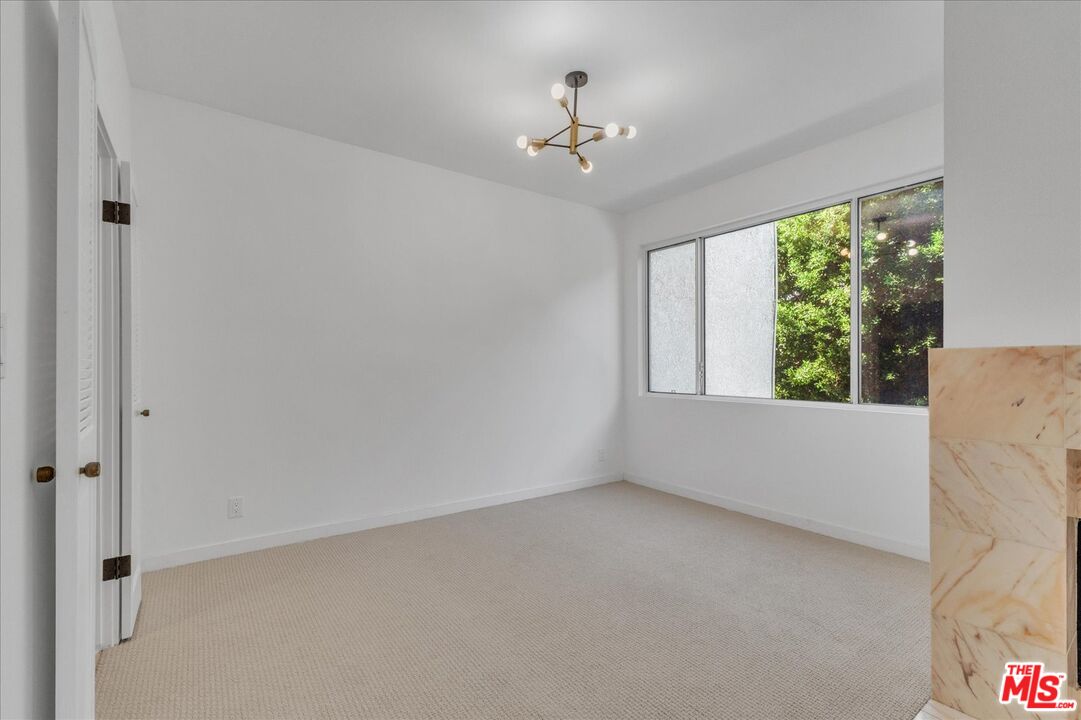 10465 Eastborne Ave Unit: 206