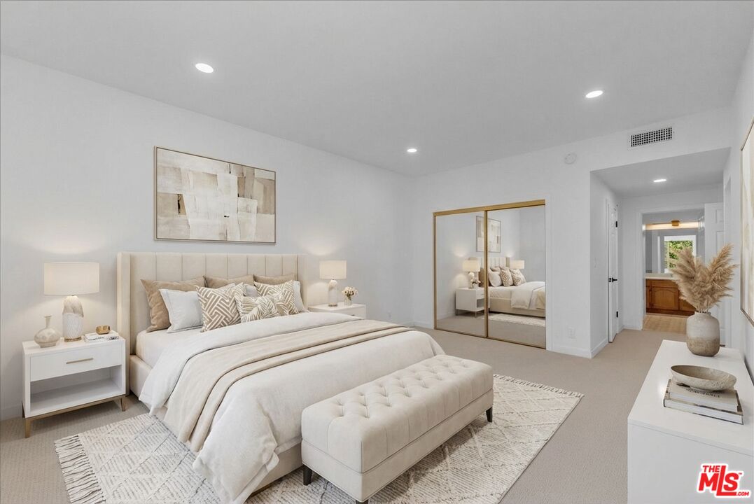10465 Eastborne Ave Unit: 206