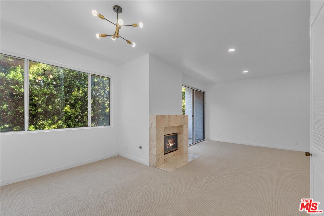10465 Eastborne Ave Unit: 206