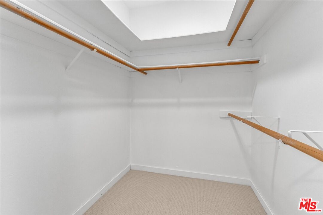 10465 Eastborne Ave Unit: 206