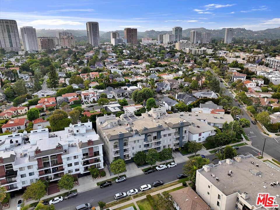 10465 Eastborne Ave Unit: 206