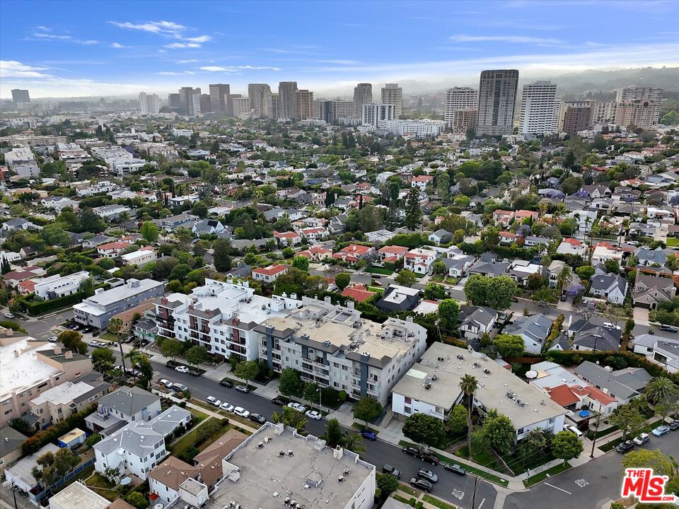 10465 Eastborne Ave Unit: 206