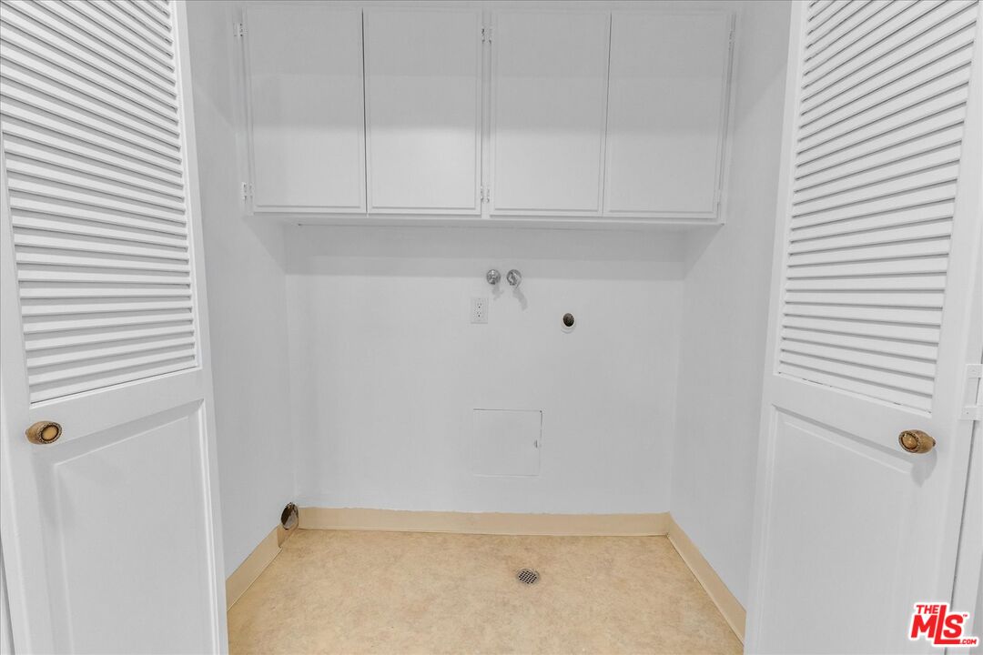 10465 Eastborne Ave Unit: 206