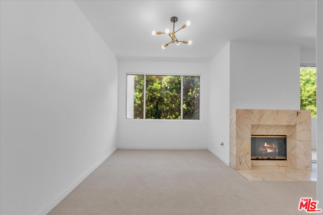 10465 Eastborne Ave Unit: 206