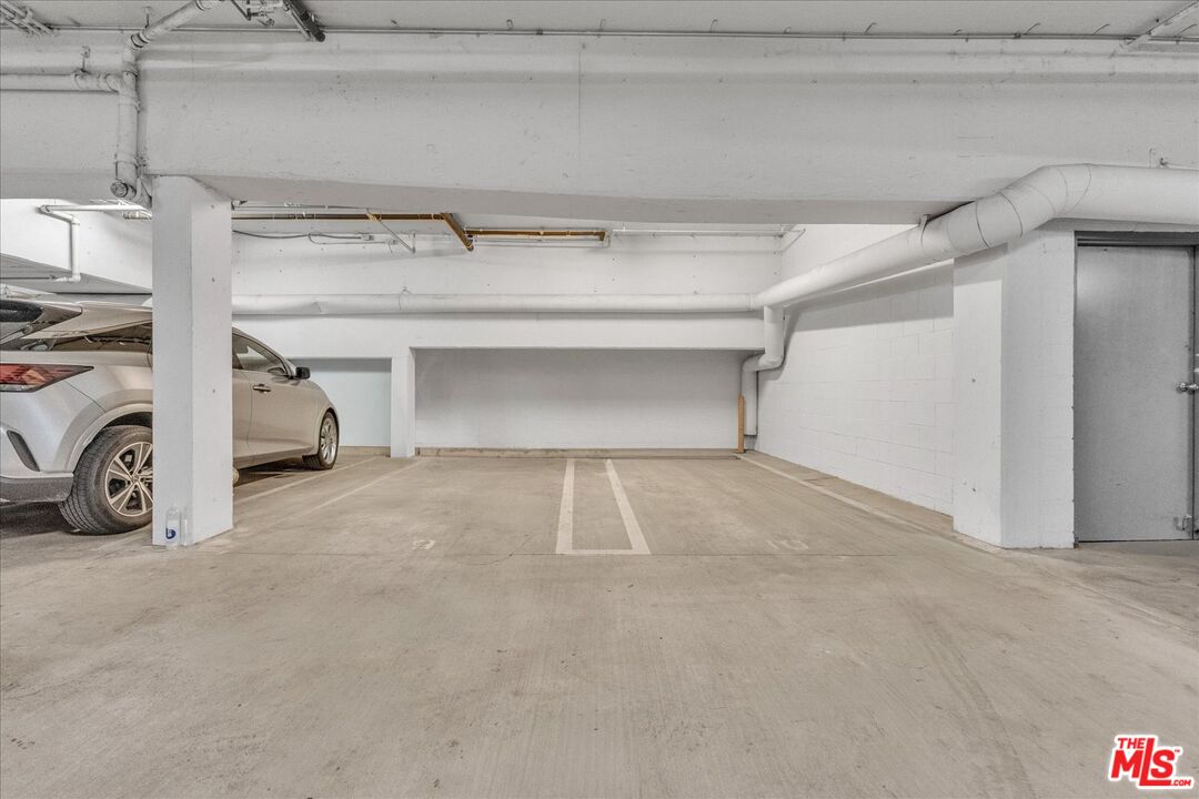 10465 Eastborne Ave Unit: 206
