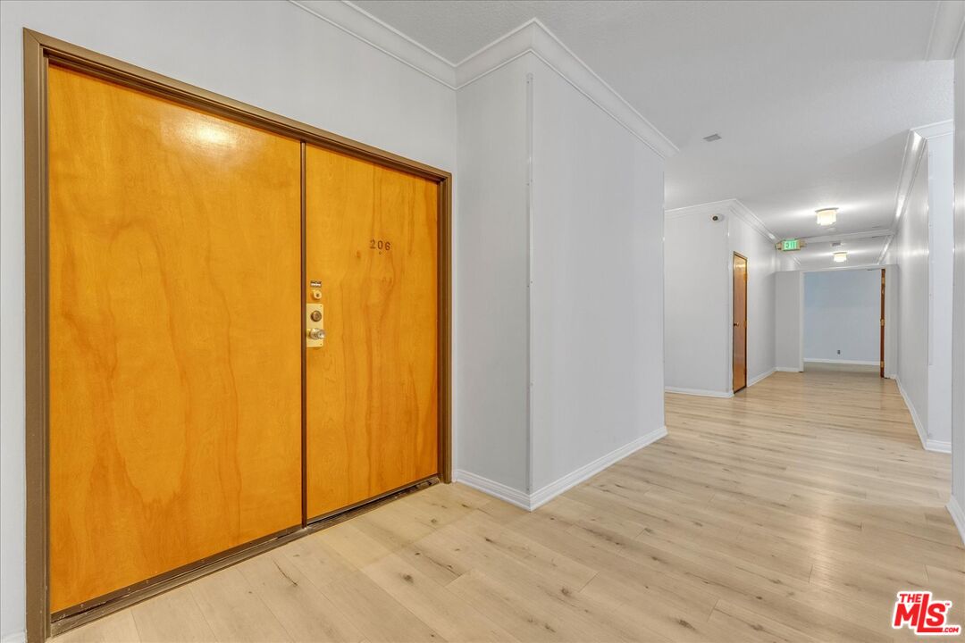 10465 Eastborne Ave Unit: 206