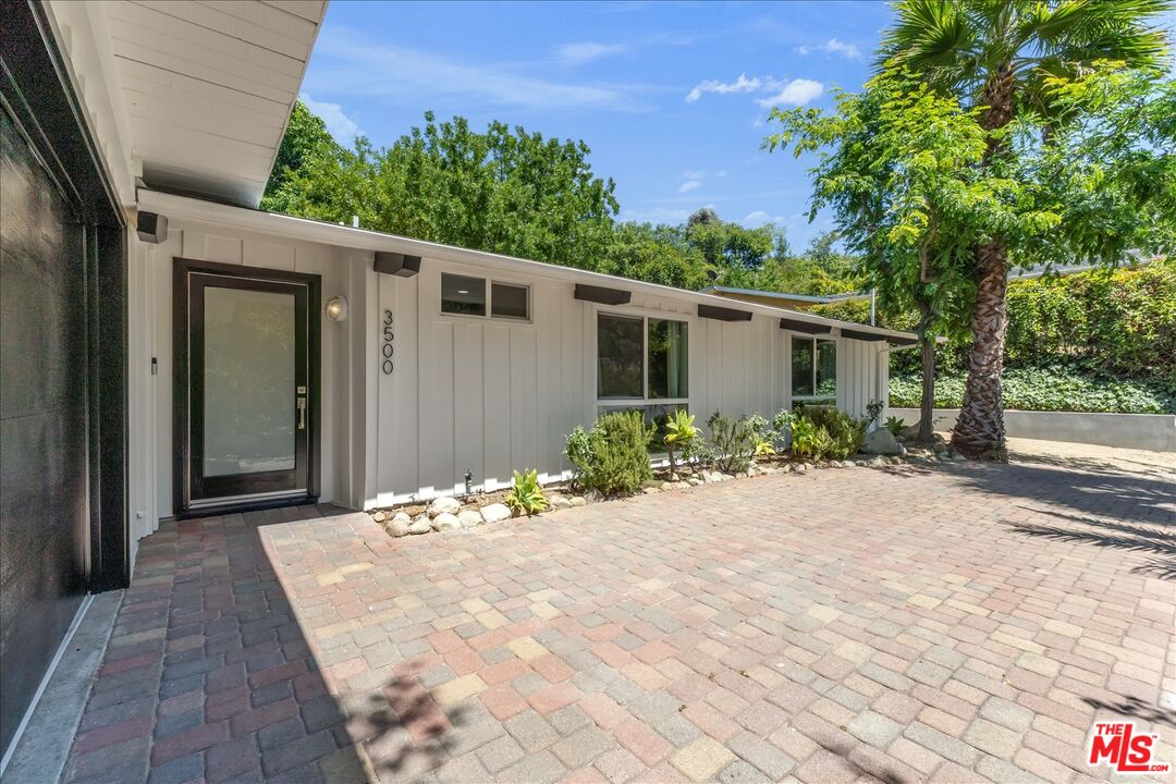 3500 Woodcliff Rd