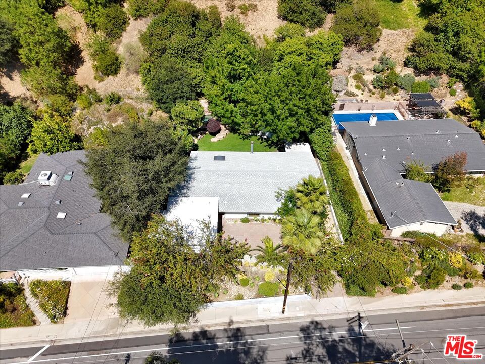 3500 Woodcliff Rd