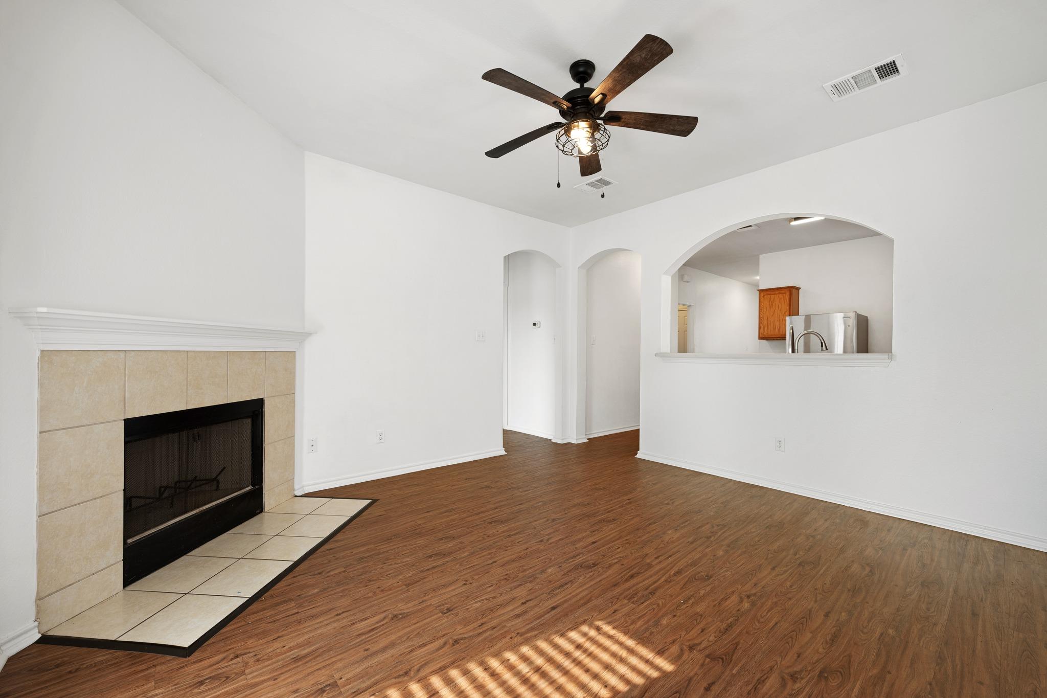 12103 Bastrop ST
