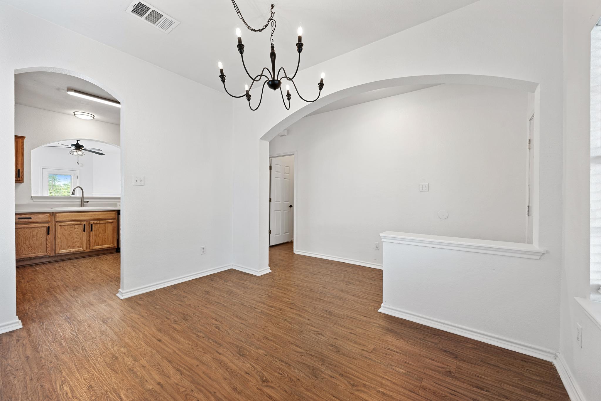 12103 Bastrop ST