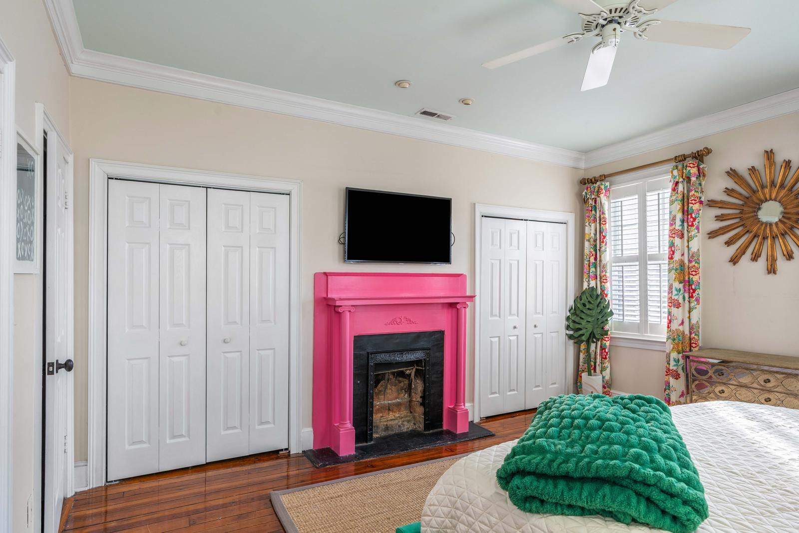 104 Queen Street # B