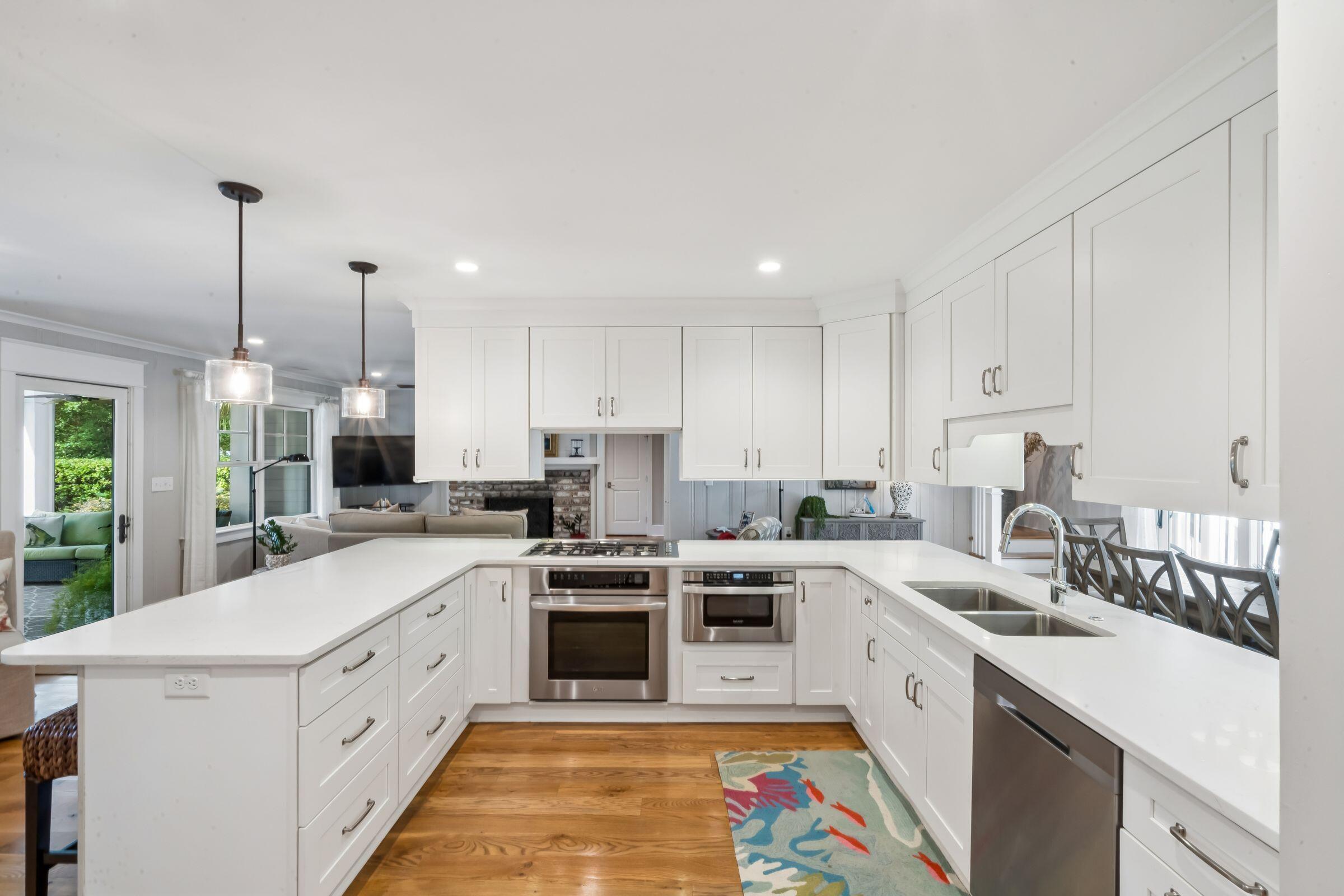 10 Eugenia Avenue