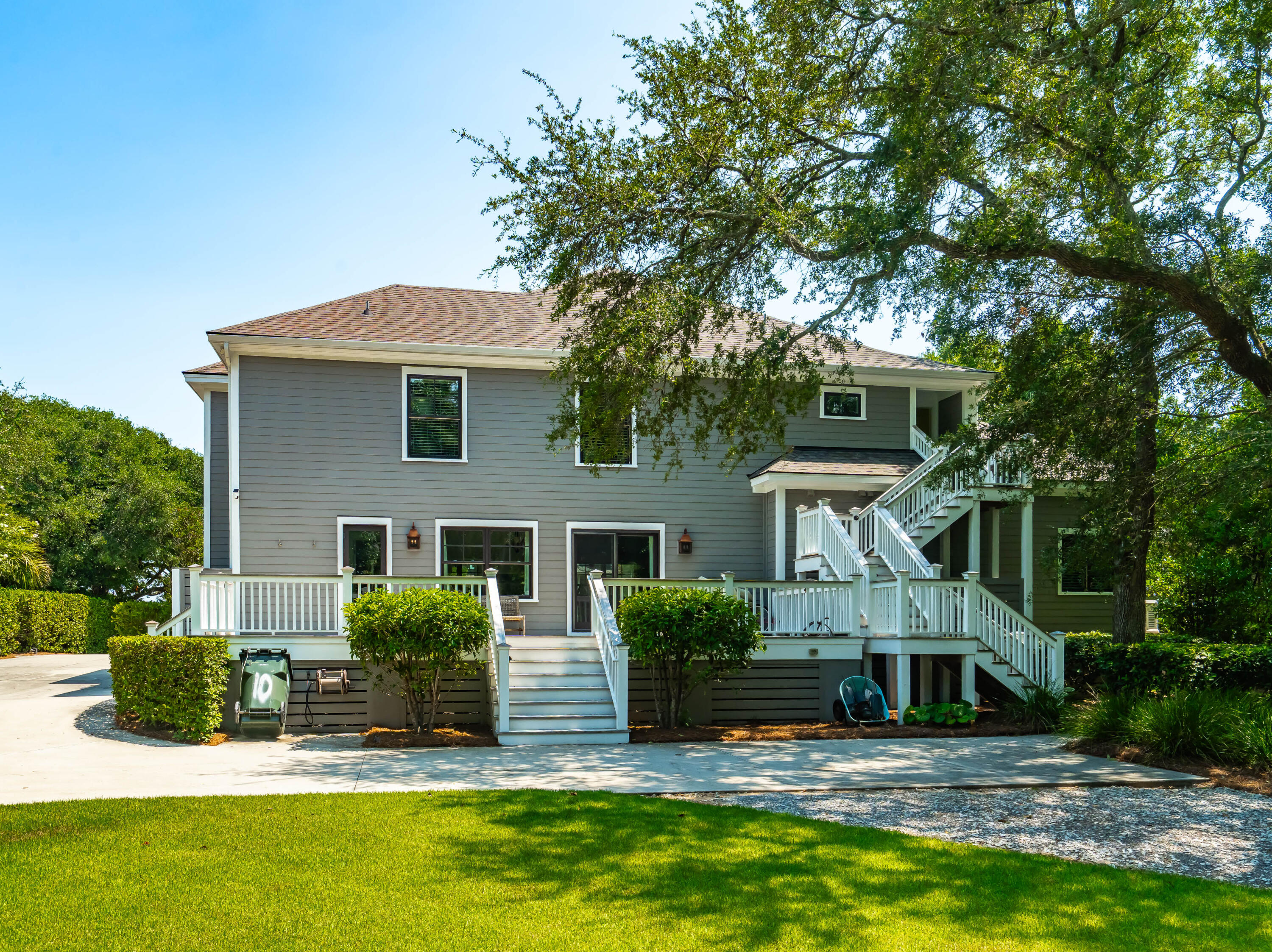 10 Eugenia Avenue