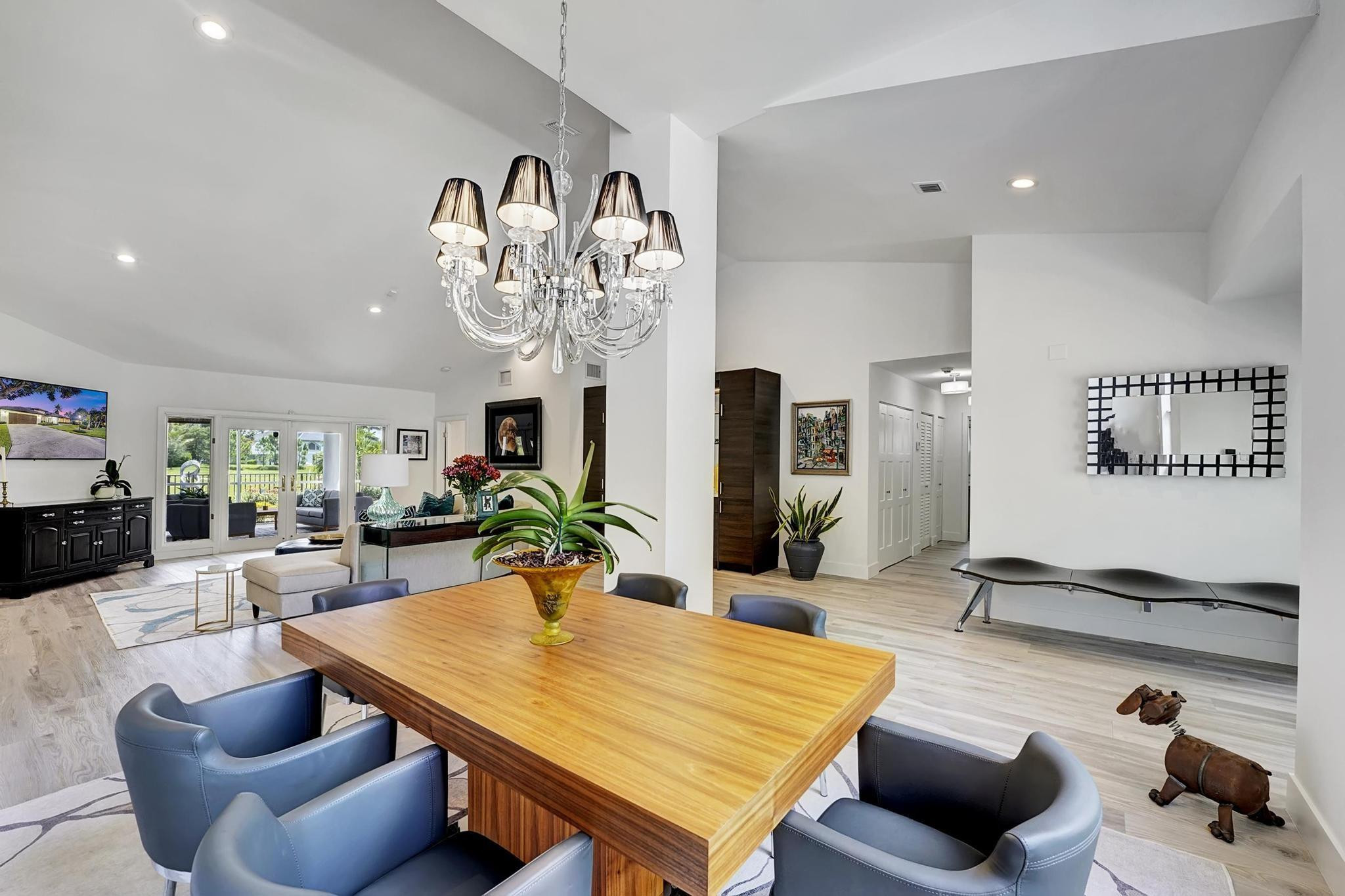 2940 Oak Tree Dr