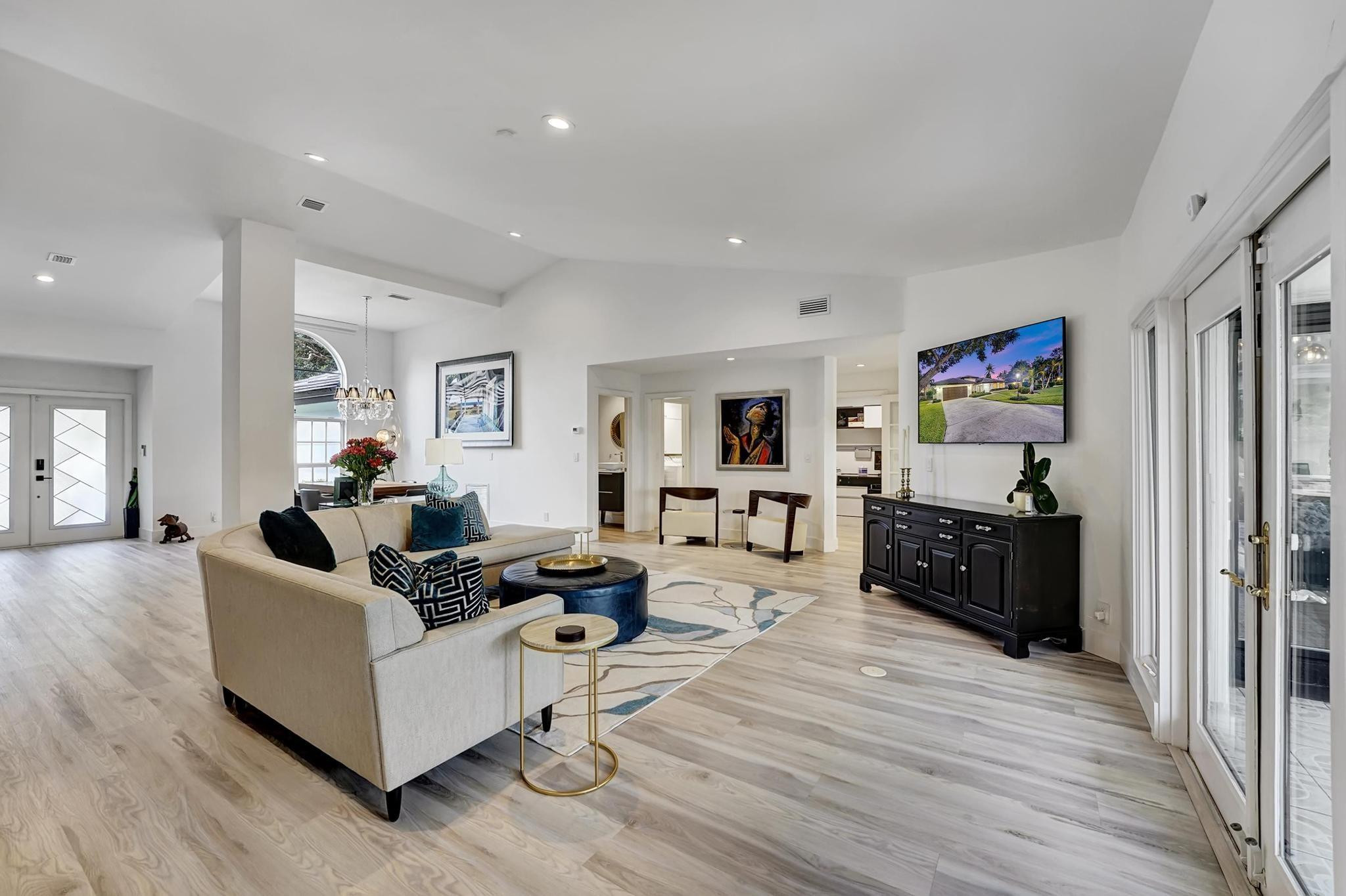 2940 Oak Tree Dr