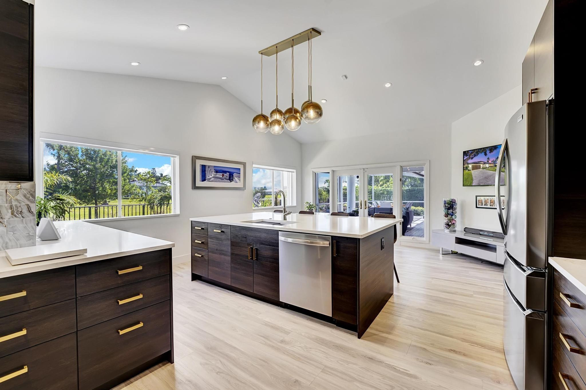 2940 Oak Tree Dr