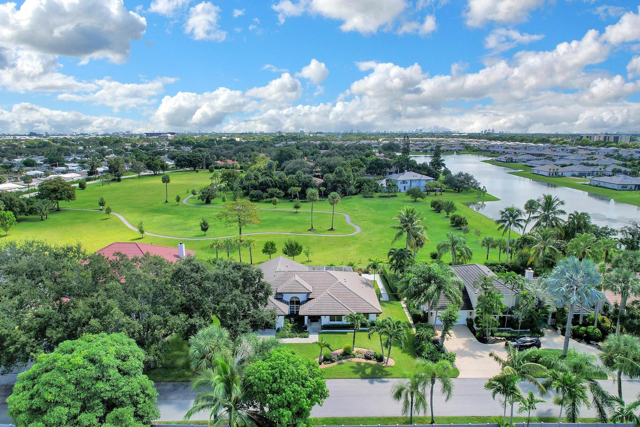 2940 Oak Tree Dr