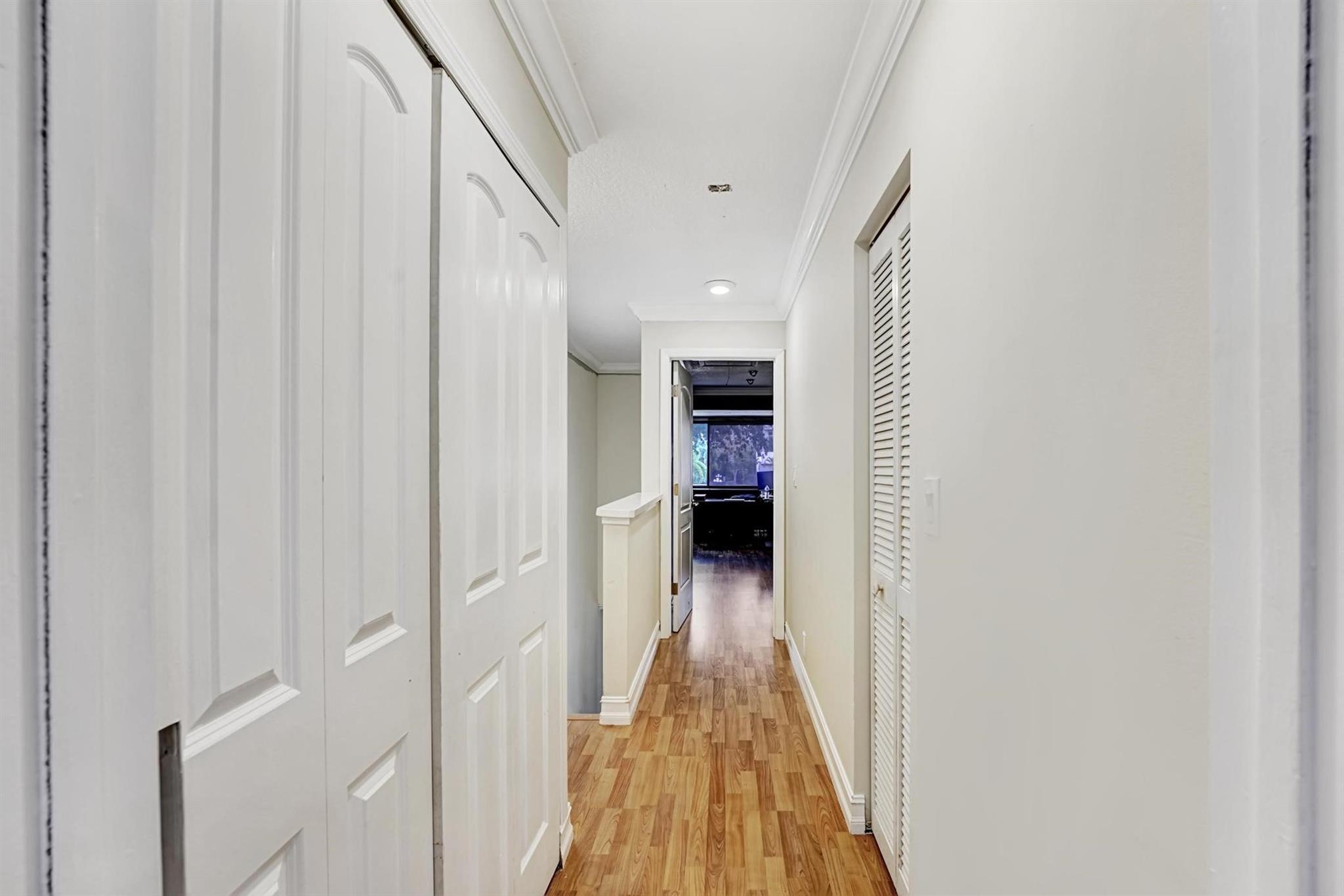 3900 NE 18th Ave 23E