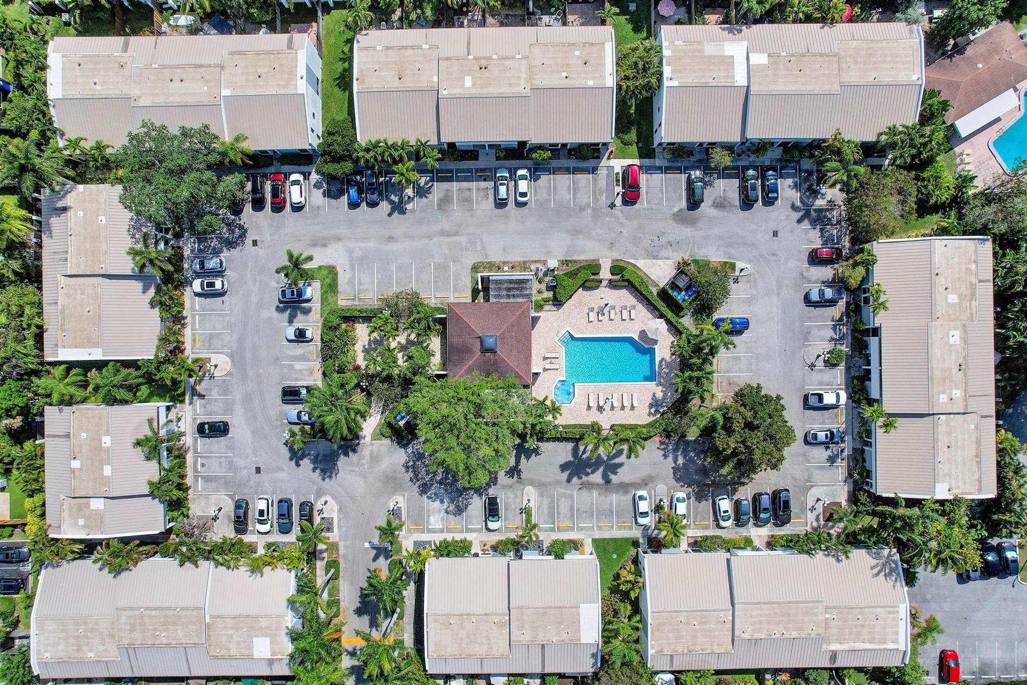 3900 NE 18th Ave 23E