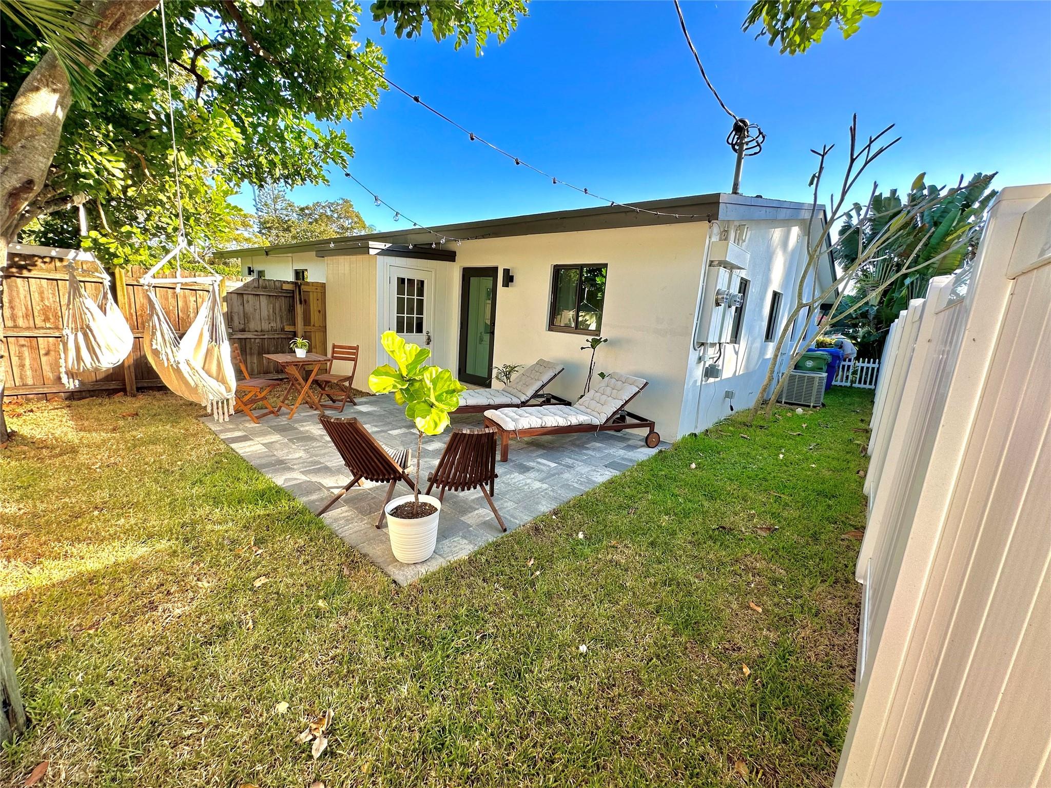 501 NW 25th St