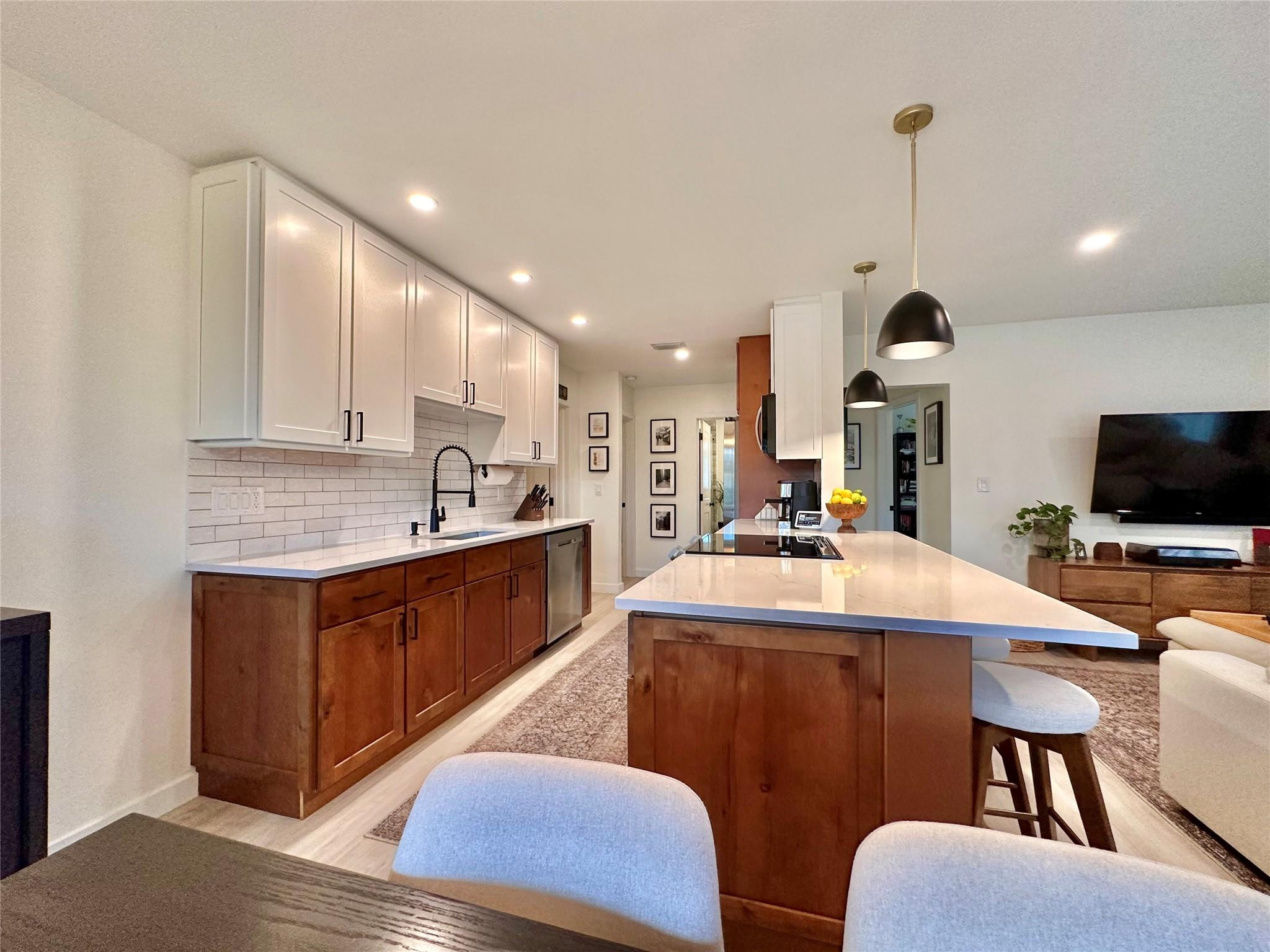 501 NW 25th St