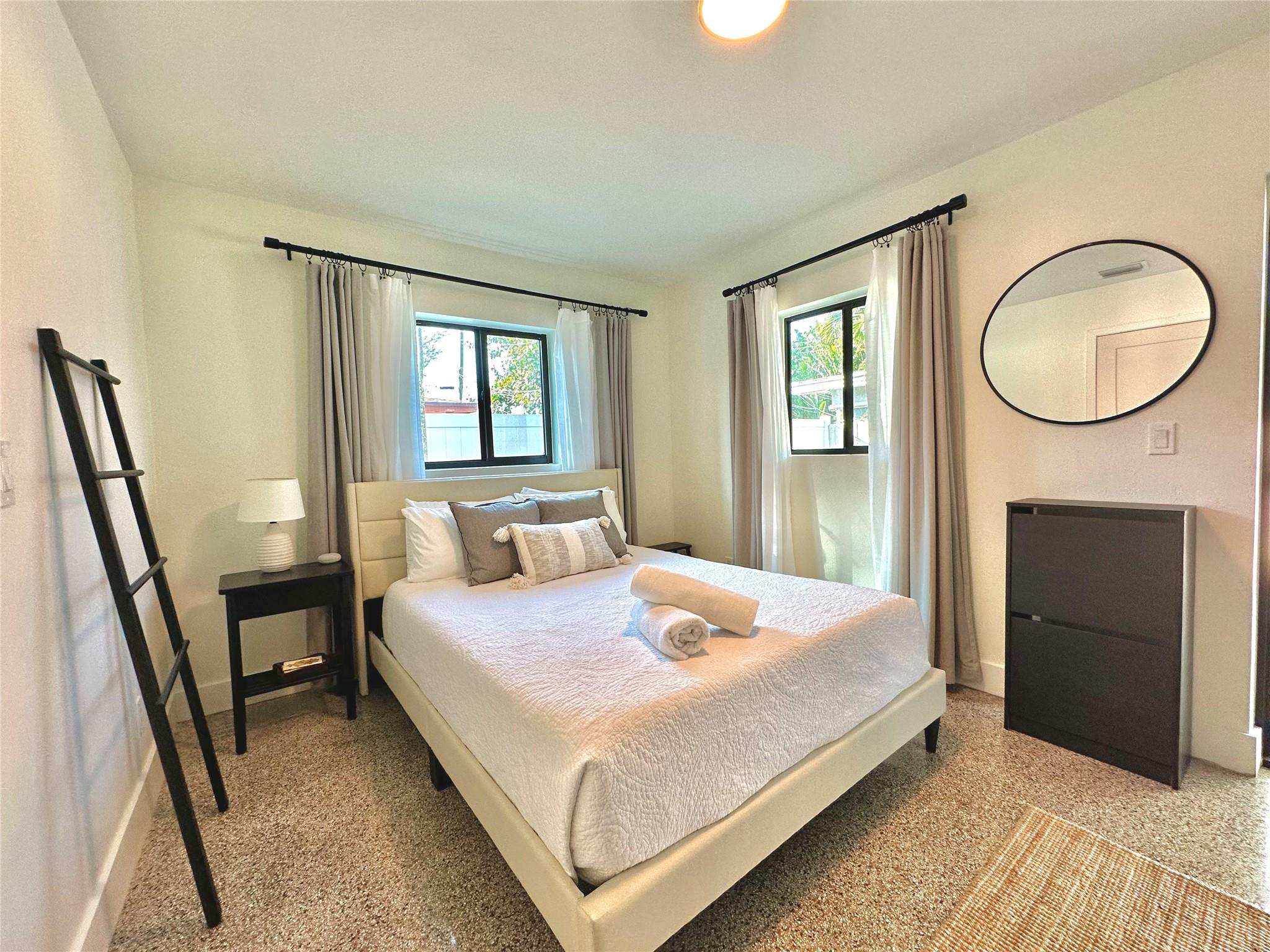 501 NW 25th St