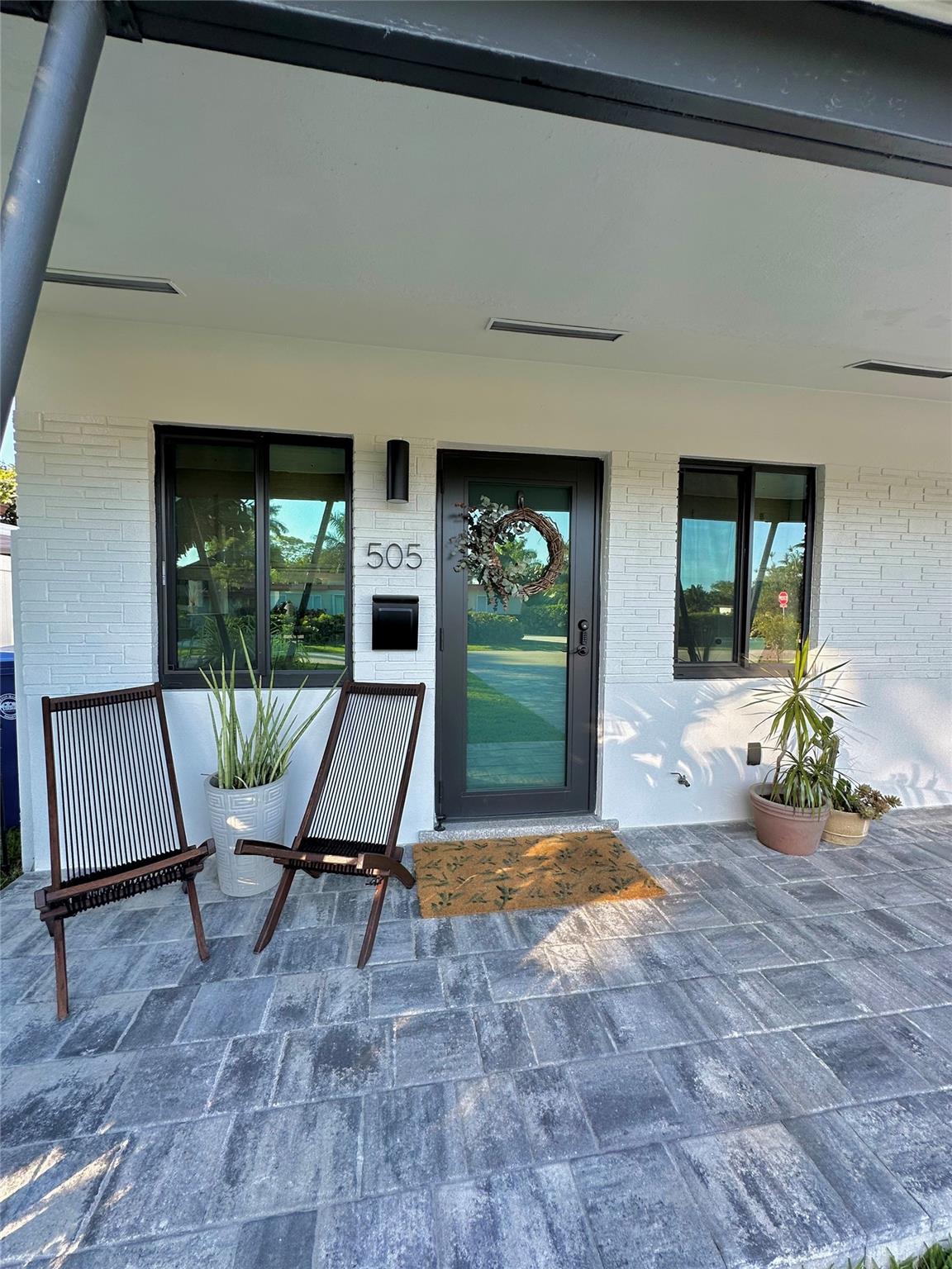 501 NW 25th St