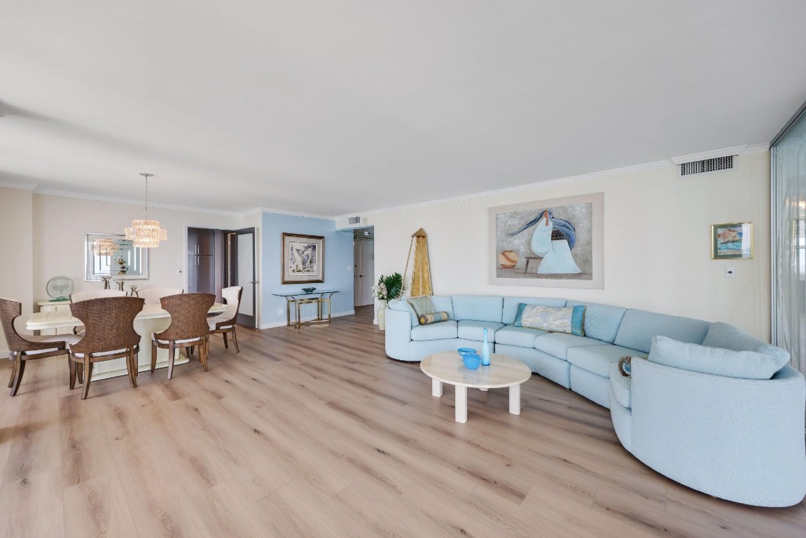 4300 N Ocean Blvd 20P