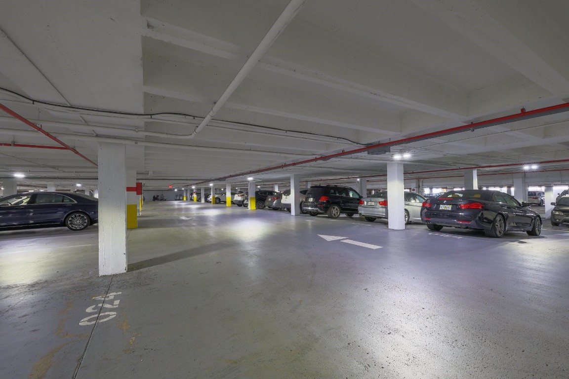 4300 N Ocean Blvd 20P