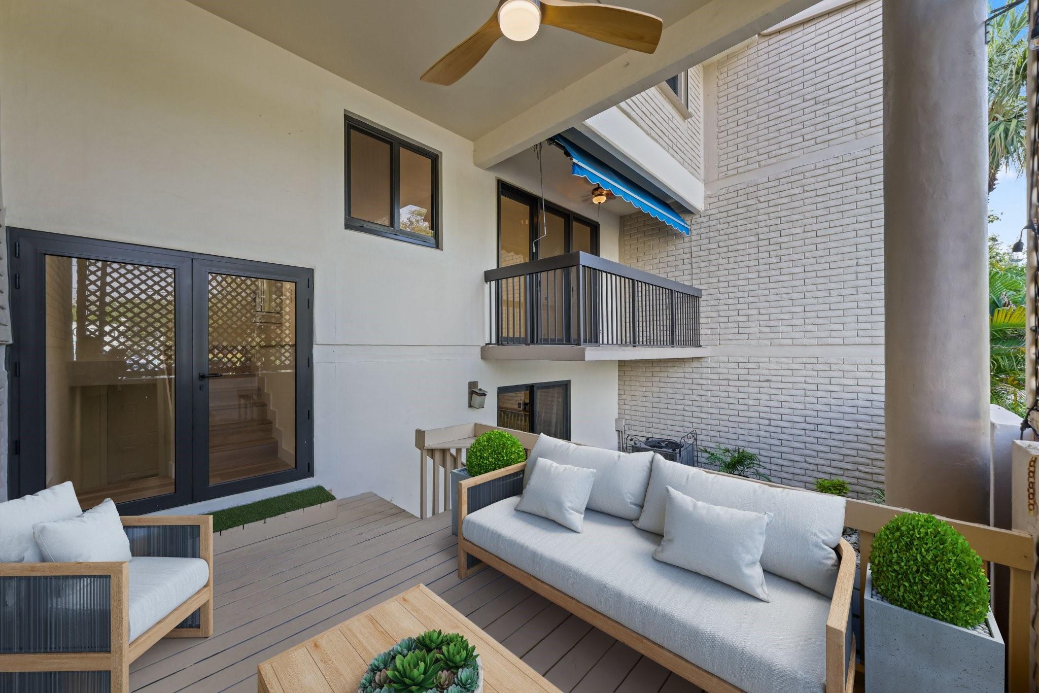 1401 NE 9 ST 23