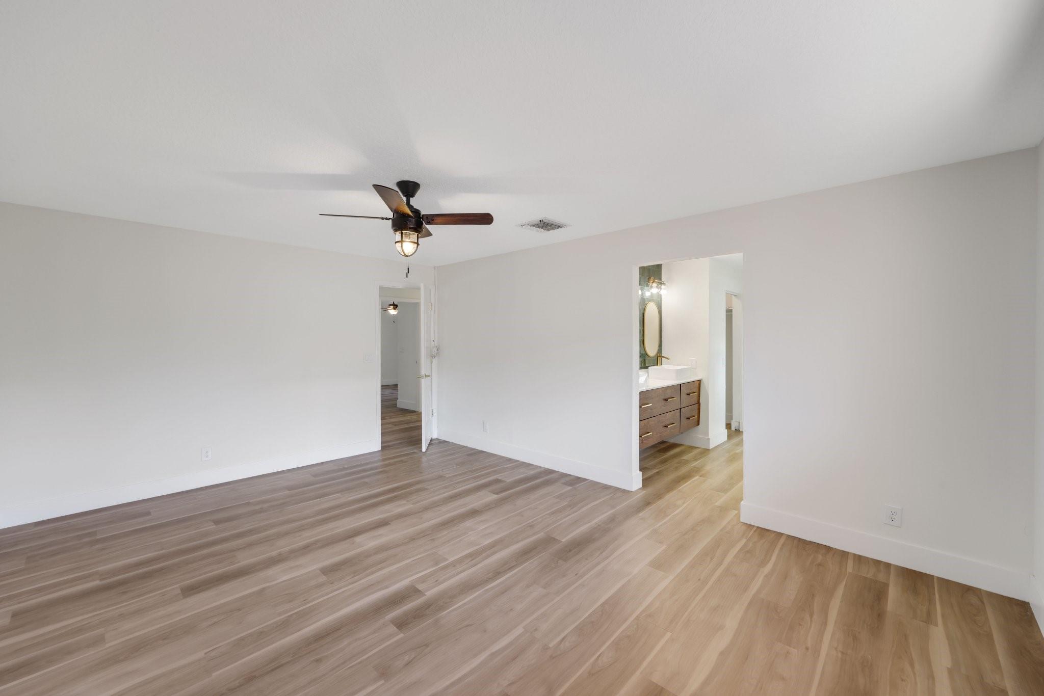 1401 NE 9 ST 23