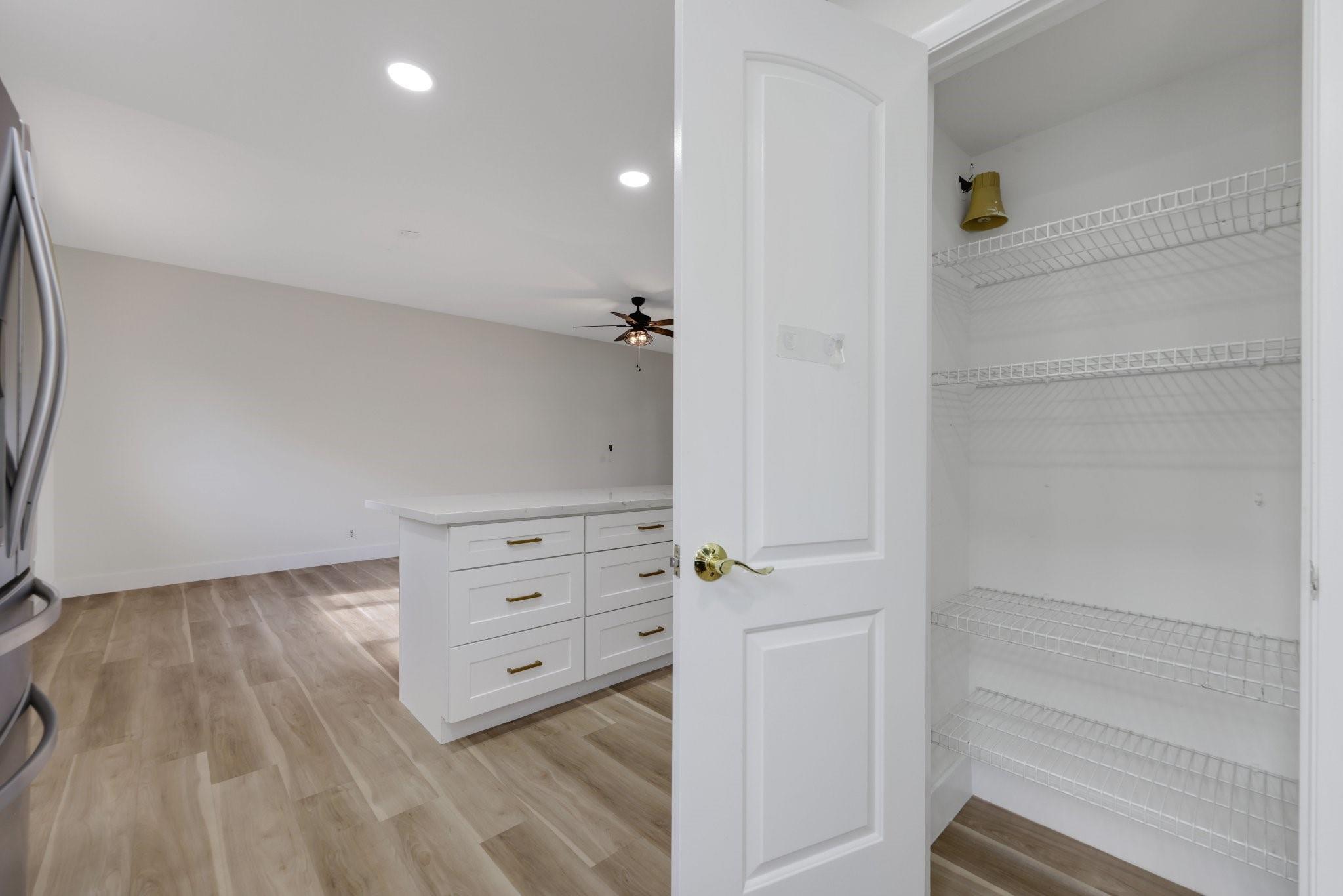 1401 NE 9 ST 23