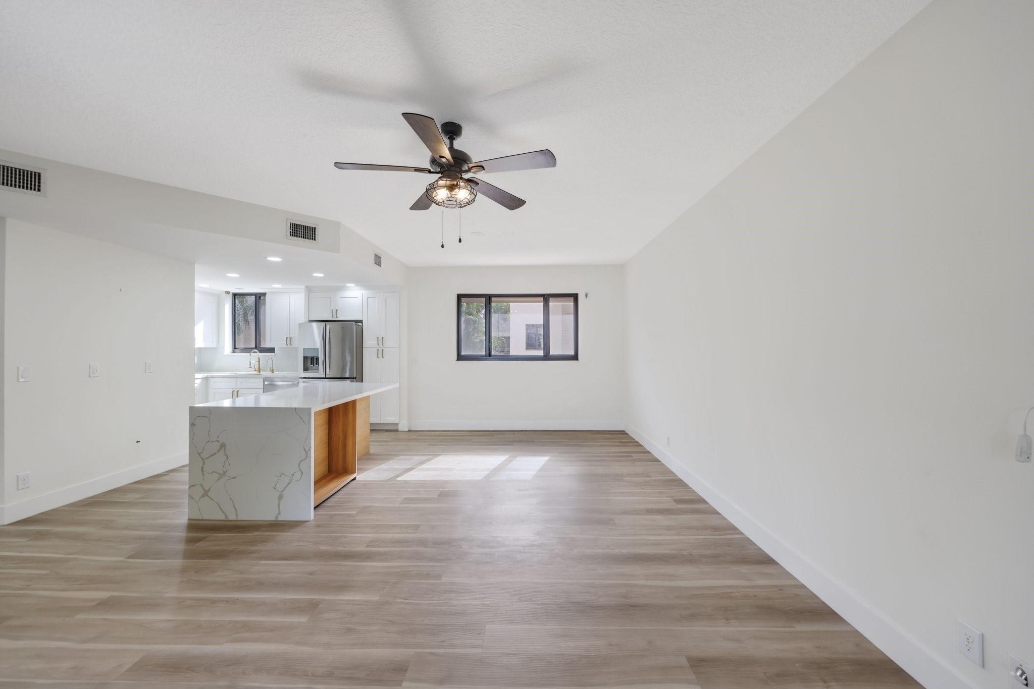 1401 NE 9 ST 23