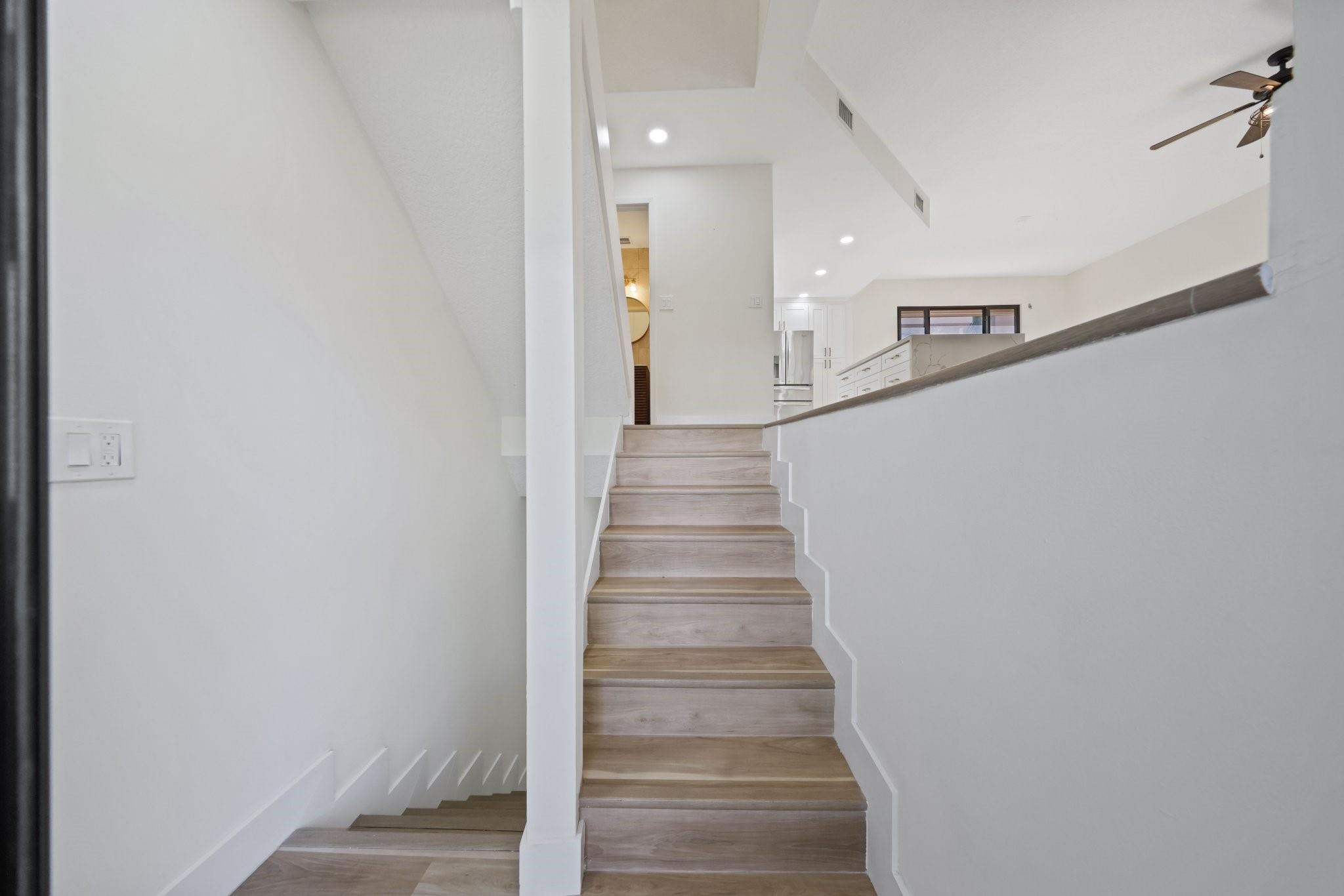 1401 NE 9 ST 23