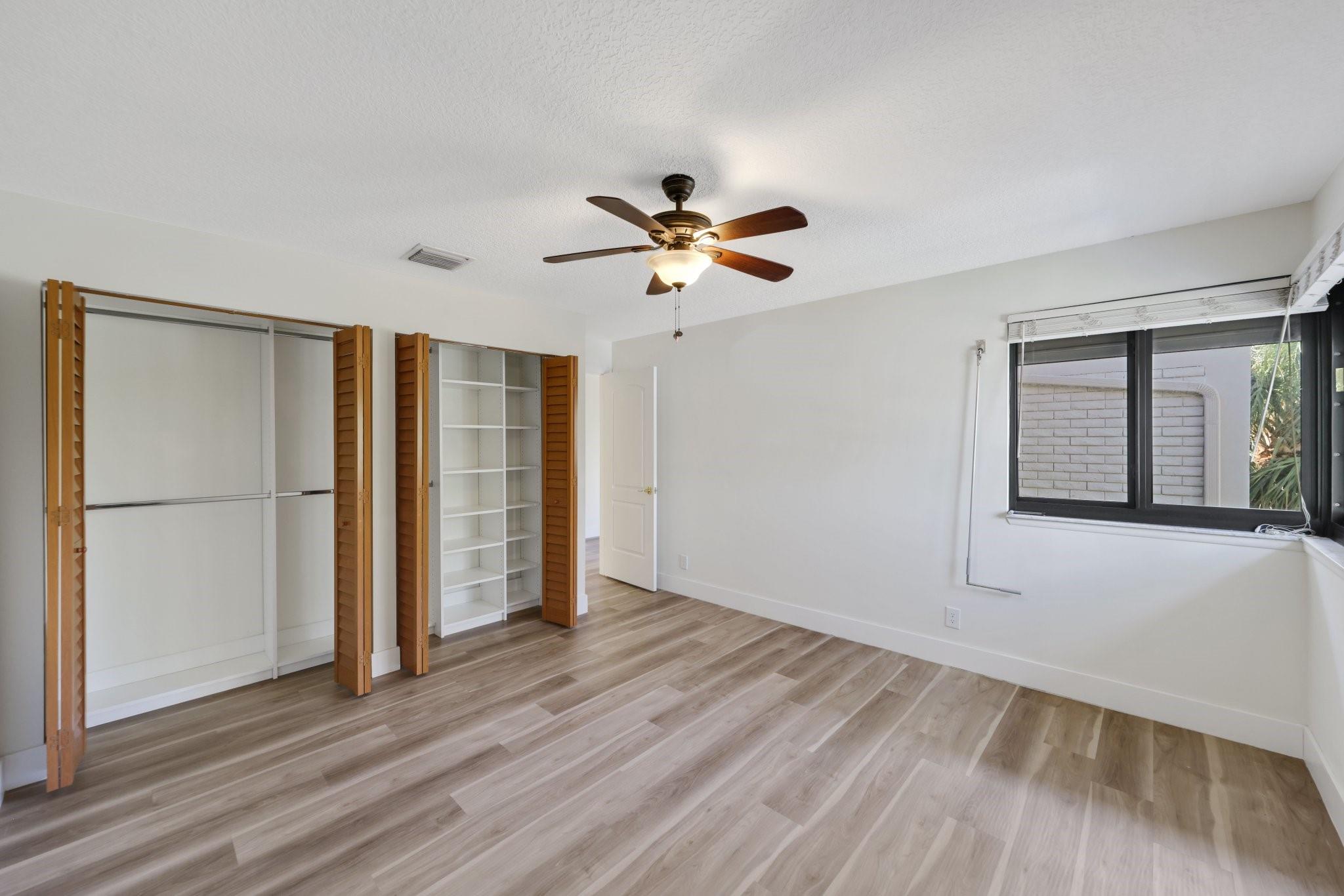 1401 NE 9 ST 23