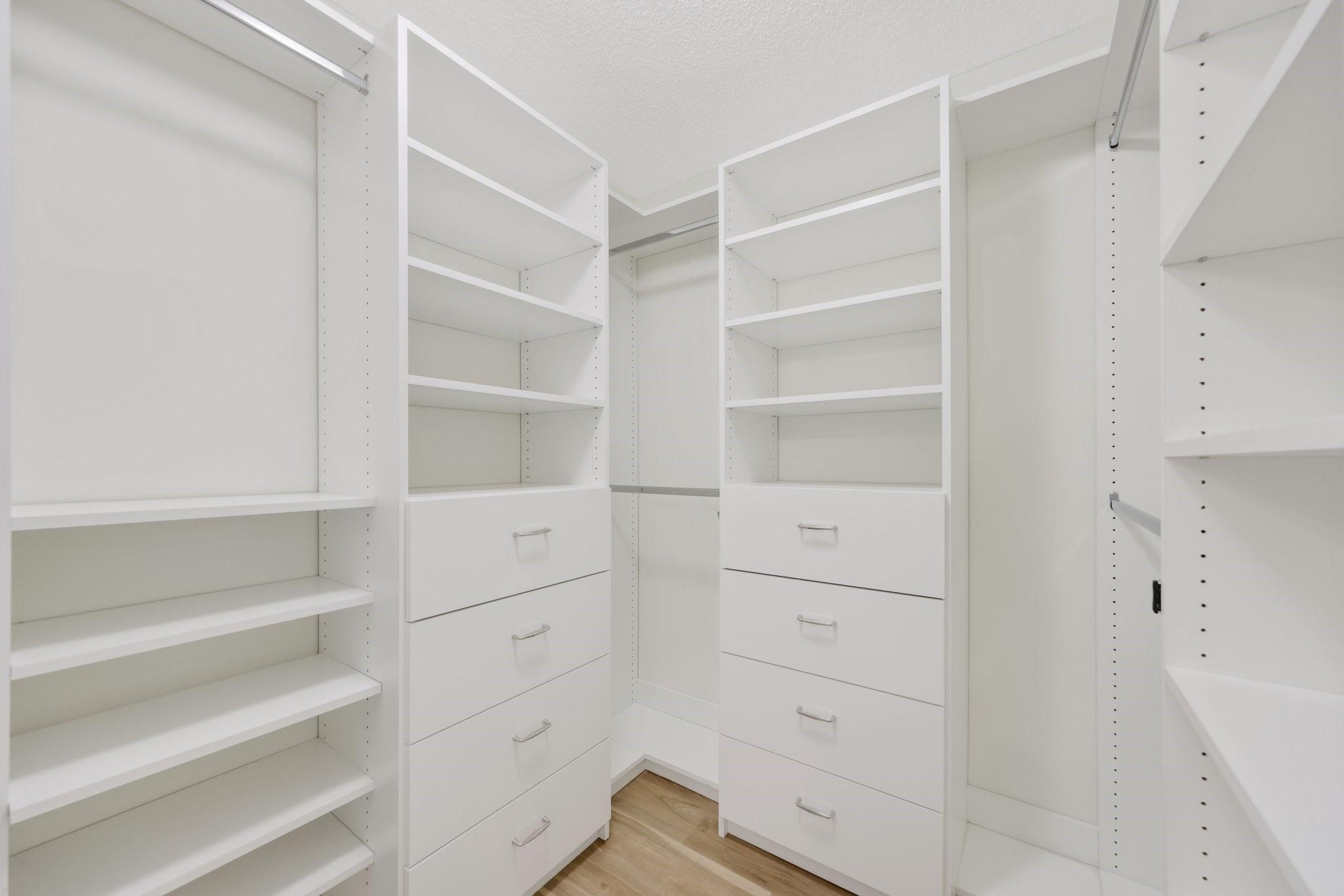 1401 NE 9 ST 23