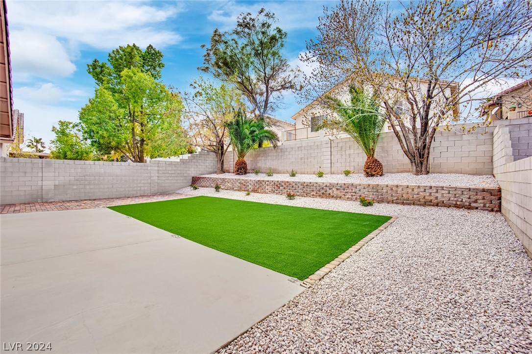 8117 Indigo Gully Court