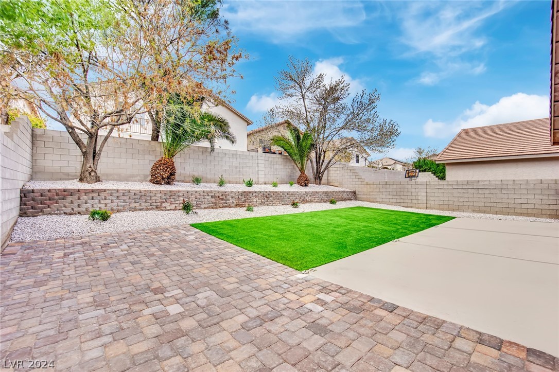 8117 Indigo Gully Court