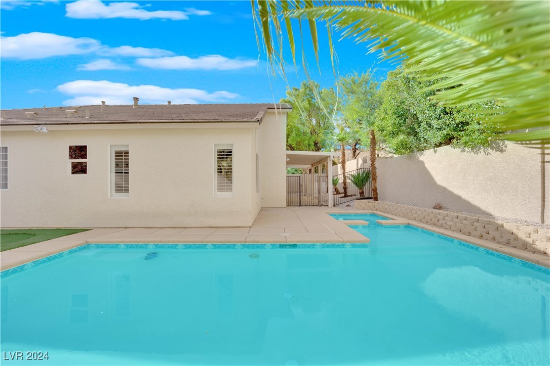 7832 Red Leaf Drive