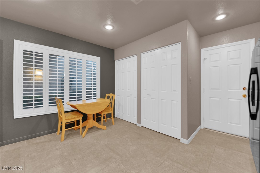 6948 Emerald Springs Lane