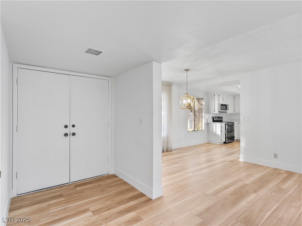 2620 San Martin Court