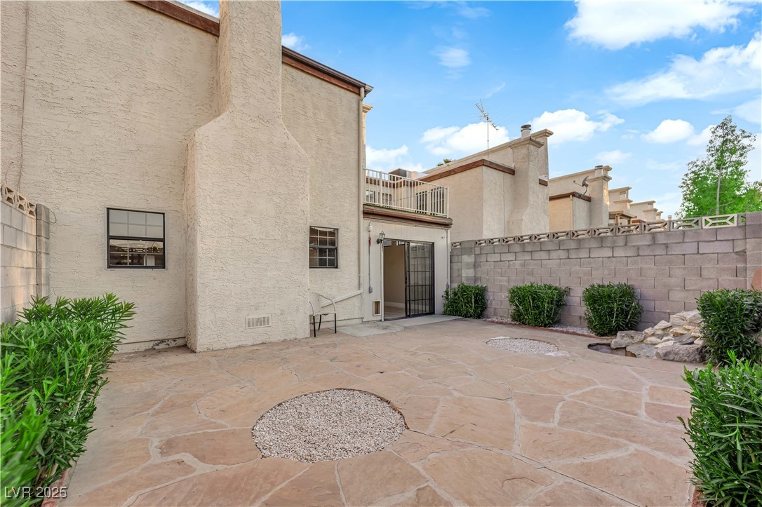 5006 Schumann Drive