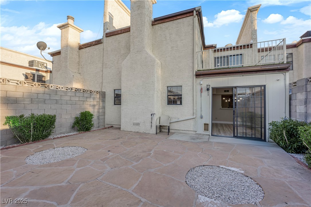 5006 Schumann Drive
