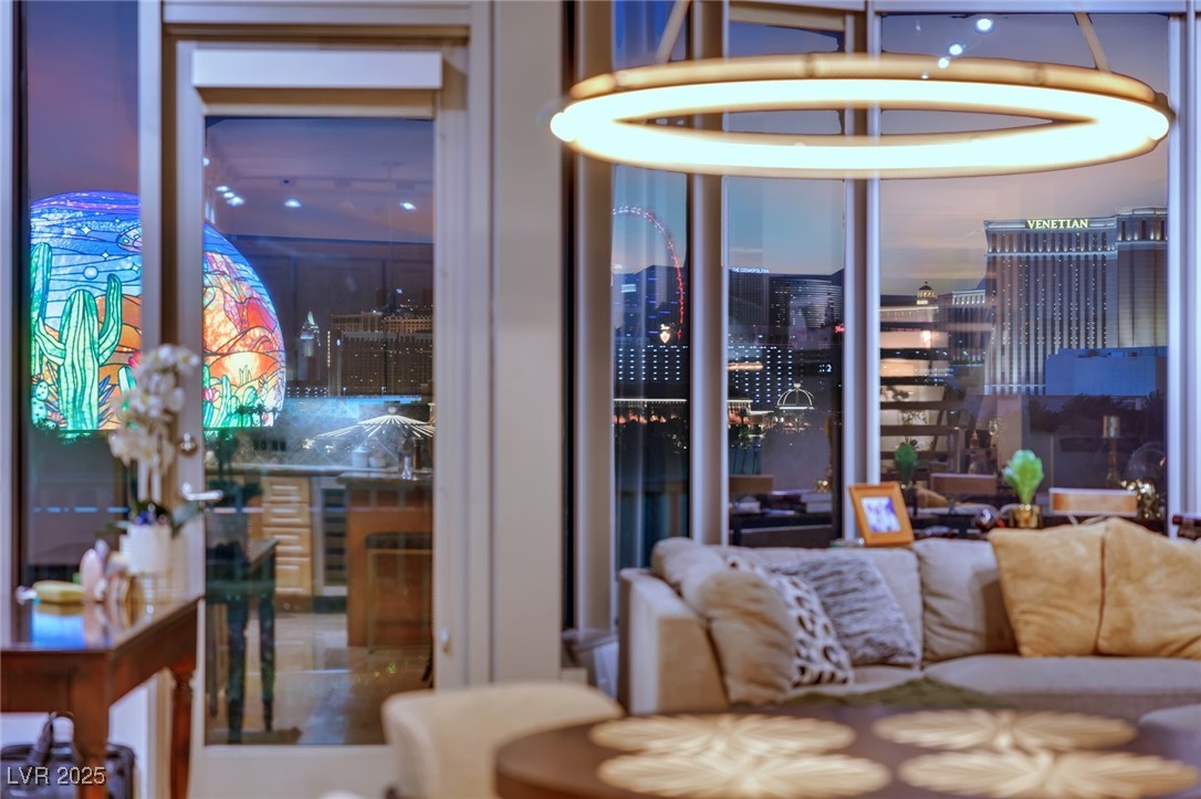 360 East Desert Inn Road 607