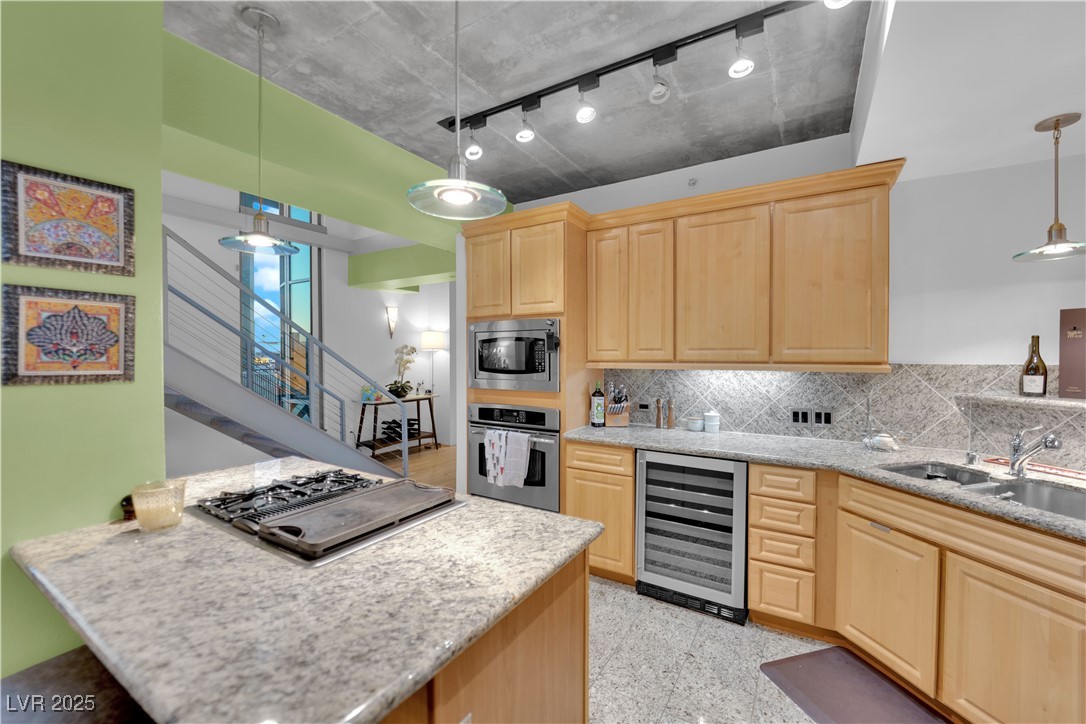 360 East Desert Inn Road 607