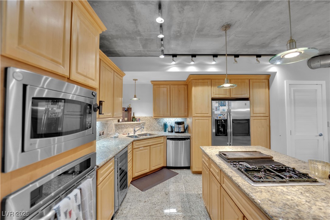 360 East Desert Inn Road 607