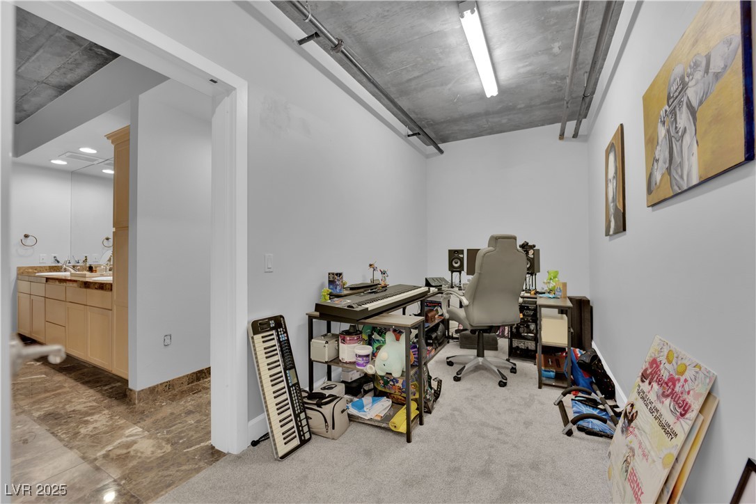 360 East Desert Inn Road 607