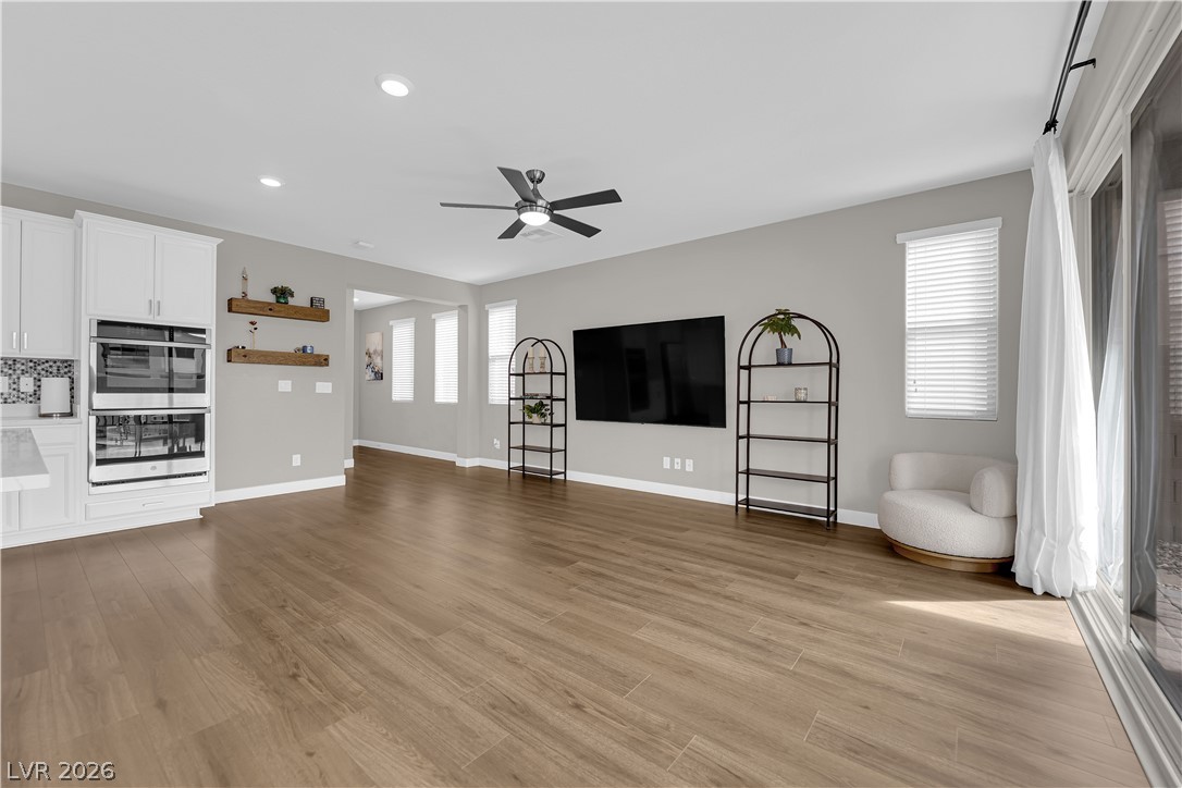 737 Foreign Reef Way