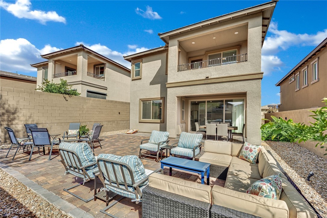 737 Foreign Reef Way